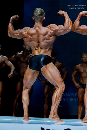 СLASSIC PHYSIQUE НОВИЧКИ